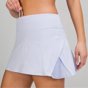 Lululemon tennis skirt size 2 in lavender color
